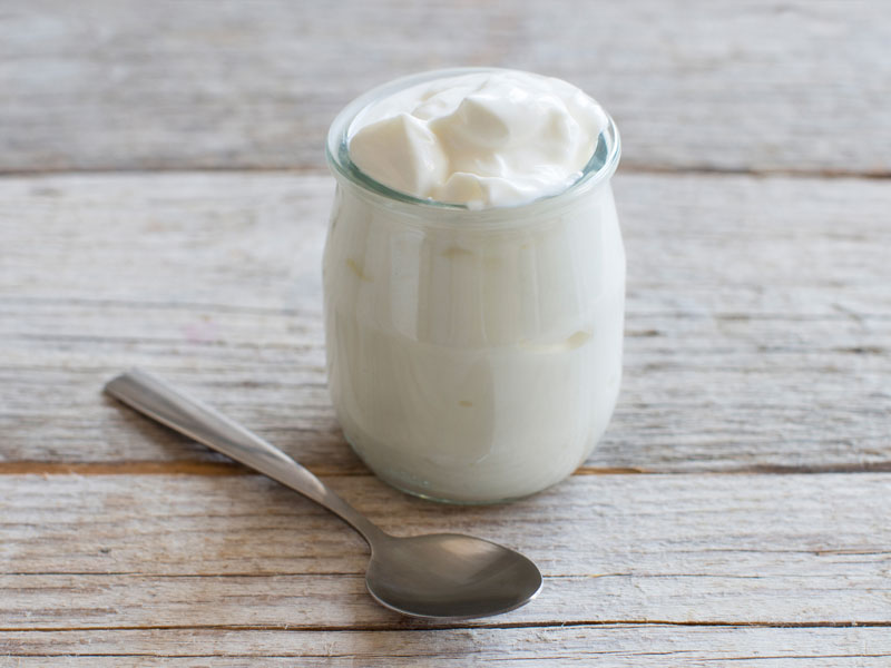 Las propiedades del yogurt Natural en tu  Mascarilla de Arcilla